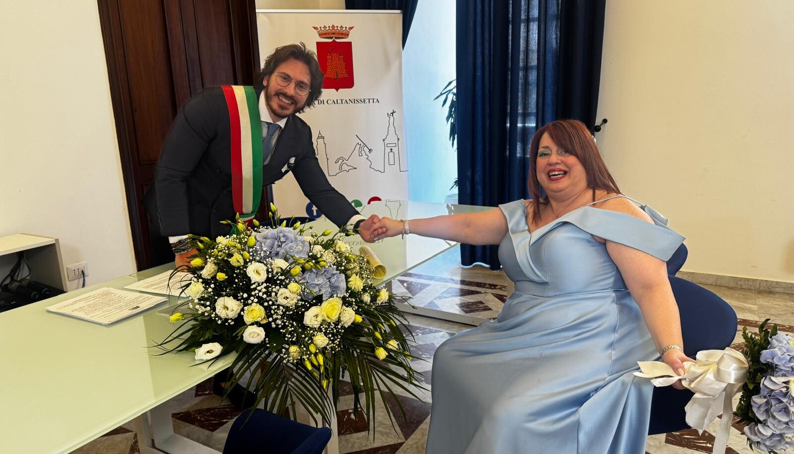 Caltanissetta, nozze tra i banchi FOReIP per Anna e Salvatore: la cerimonia officiata dal loro professore