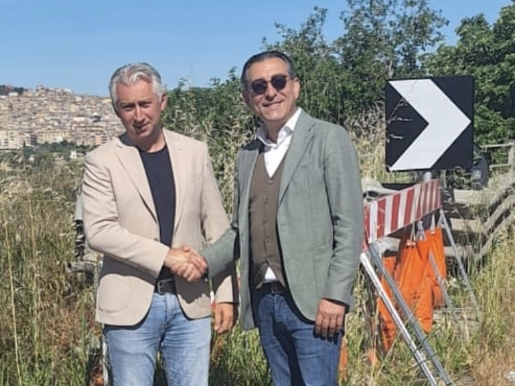 Bretella tra via Due Fontane e il ristorante Cacciatore, completato un intervento di manutenzione. Sorce: “Pronta risposta alle segnalazioni dei cittadini”