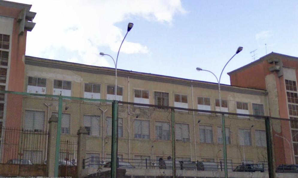 Le organizzazioni sindacali chiedono la chiusura della casa di reclusione di San Cataldo