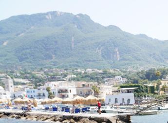 Ischia, doppio guasto elettrico: 2.500 utenze senza energia