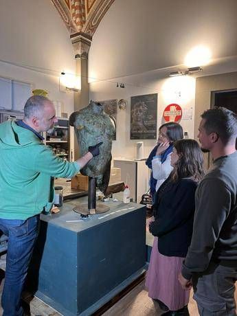 Restaurato il ‘Torso di Livorno, tra i grandi bronzi delle Collezioni medicee