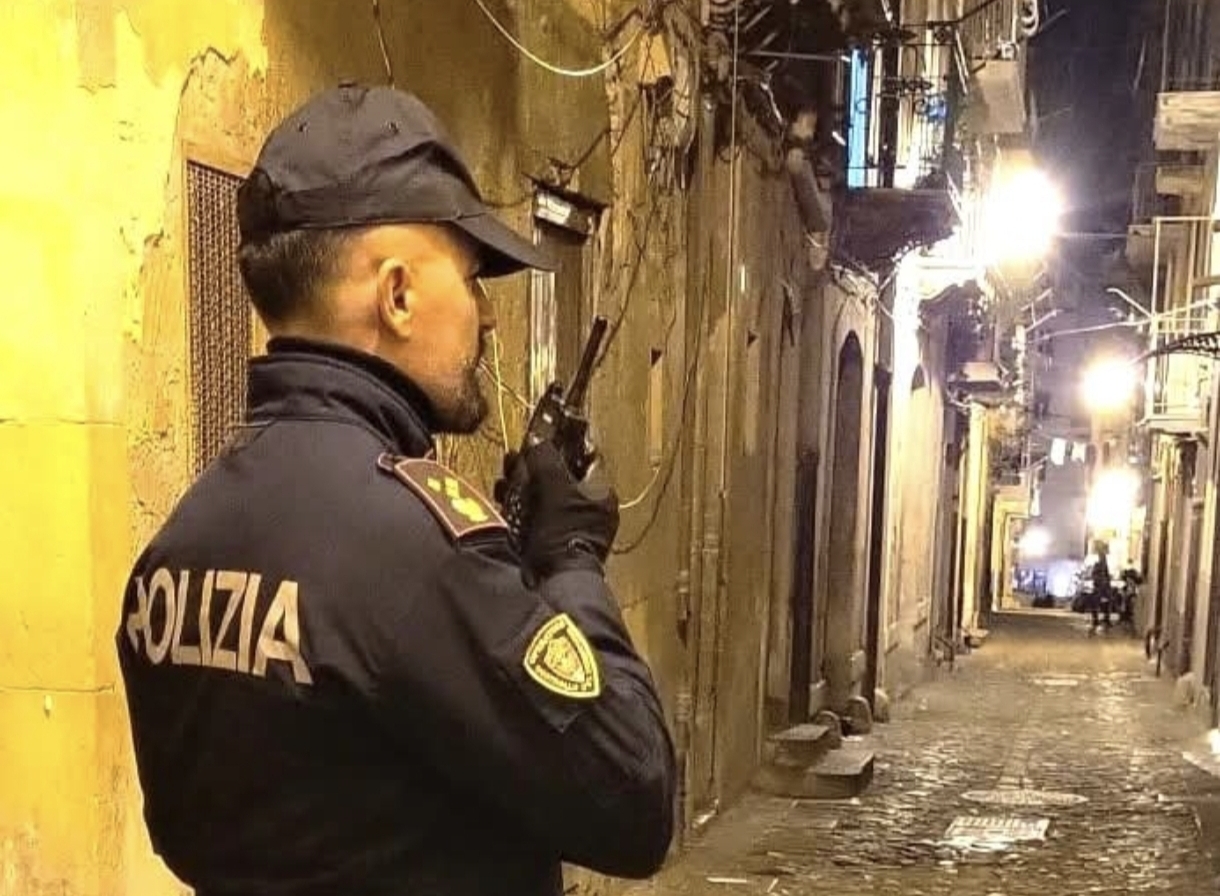 Caltanissetta, maxi rissa a pochi passi da piazza Garibaldi: scattano gli accertamenti della Polizia di Stato