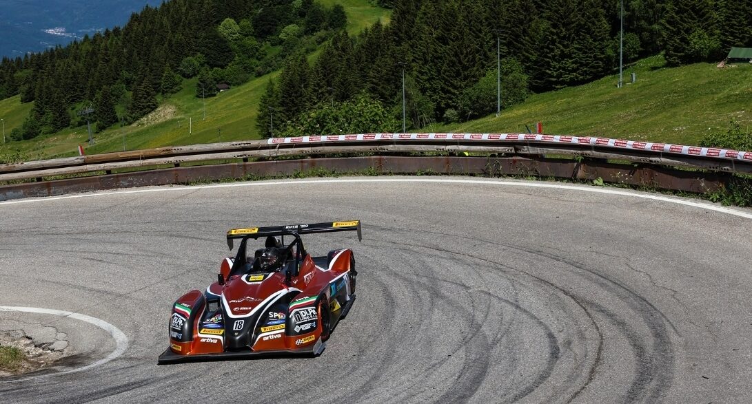 Andrea Di Caro tra i grandi protagonisti della 74ª Trento-Bondone, prestazione straordinaria del giovane talento nisseno