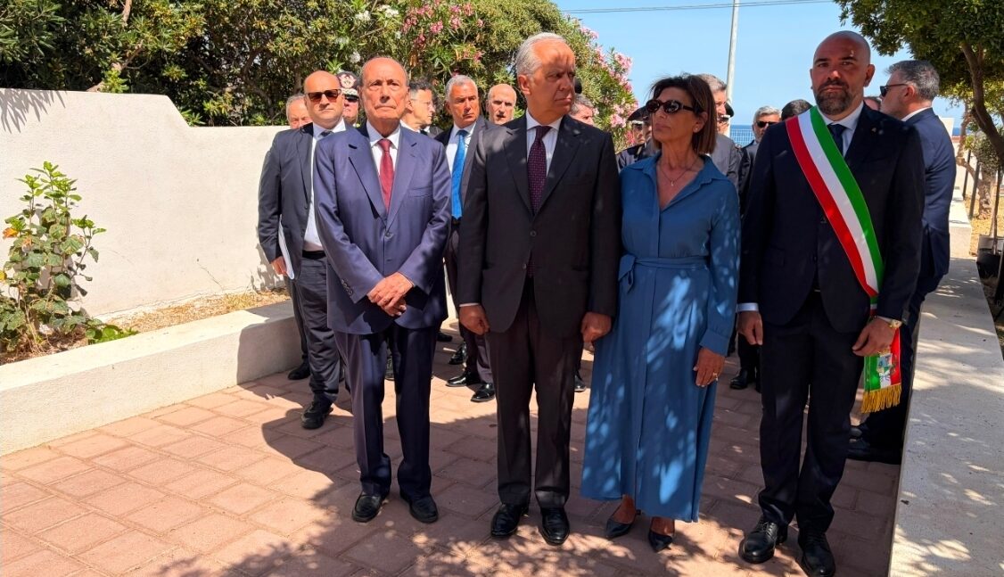 Bagheria, Piantedosi e Schifani all’inaugurazione della Villa “Quarto Savona 15”: bene confiscato alla mafia