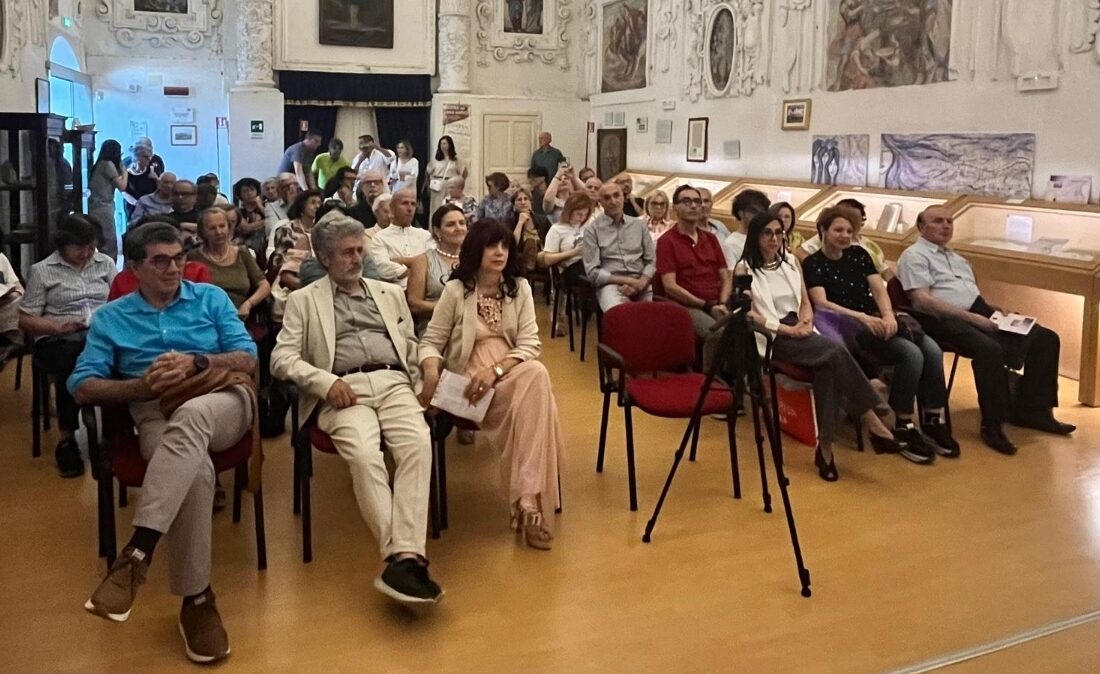 Arte, musica e letteratura a Piazza Armerina: grande partecipazione all’appuntamento di “Incontriamoci in Biblioteca”