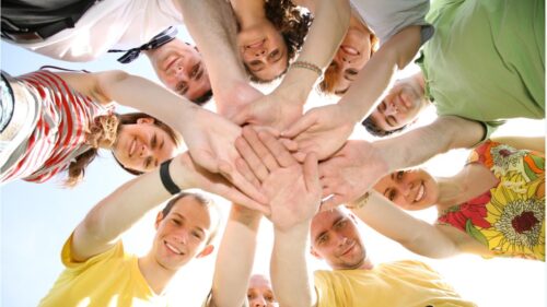 Politiche giovanili, dalla Regione oltre 2,8 milioni per iniziative territoriali e innovazione sociale: pubblicato l’avviso