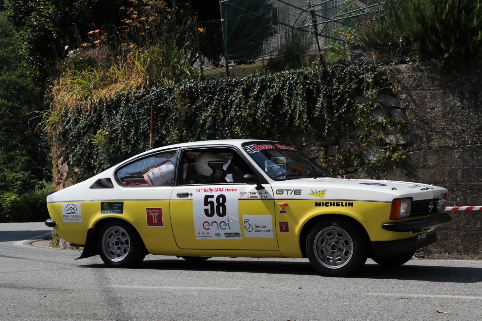 Motori. La Island Motorsport tiene botta al Rally Lana Storico