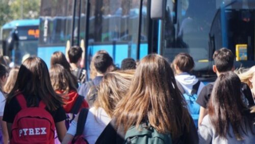 Villalba. Si può richiedere il rilascio dell’abbonamento per il trasporto degli studenti pendolari, anno scolastico 2026/2027