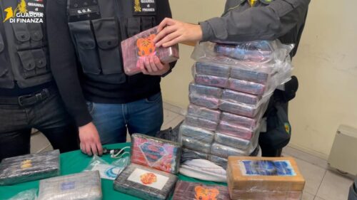 Traffico di droga tra Catania e Malta, sei misure cautelari
