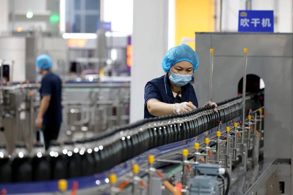 Cina, Pil in crescita del 4,7% nel primo semestre 2026