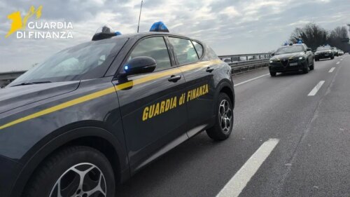 Estorsioni e truffe ad anziani in tutta Italia, sgominata organizzazione