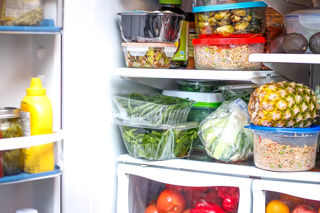 Sicurezza alimentare in estate: come conservare i cibi ed evitare rischi