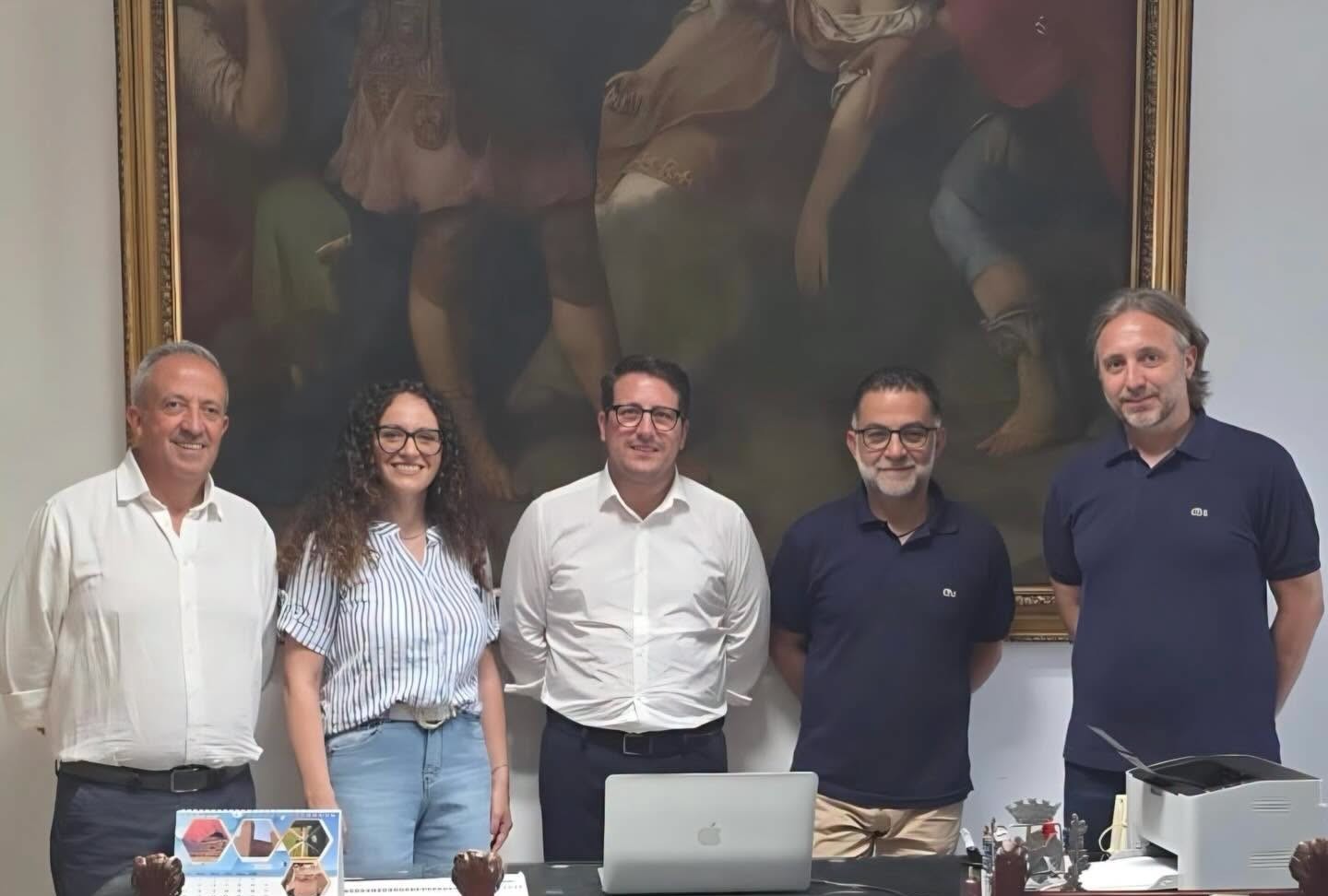 Santa Caterina. Due nuovi dipendenti assunti al Comune: il benvenuto del sindaco