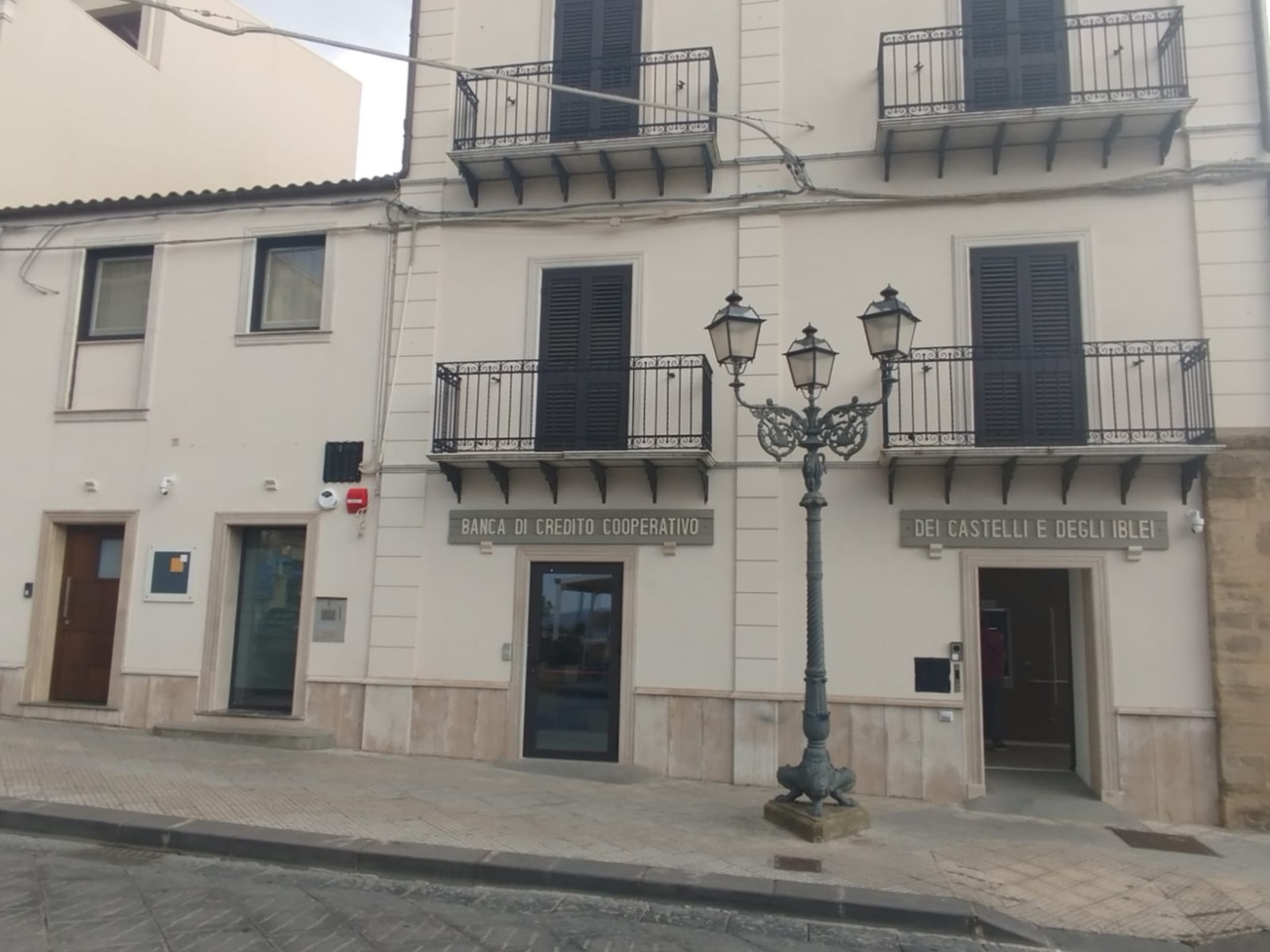 Mazzarino, assunzioni: la BCC dei Castelli e degli Iblei avvia una selezione pubblica