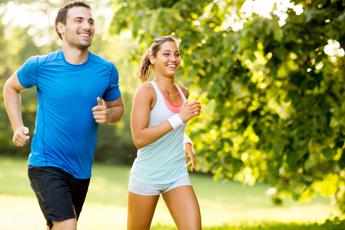 Caldo e sport, per allenarsi in sicurezza imparare ad ascoltare il corpo