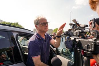 Roggero a Bollate: “Mattarella si metta una mano sulla coscienza”