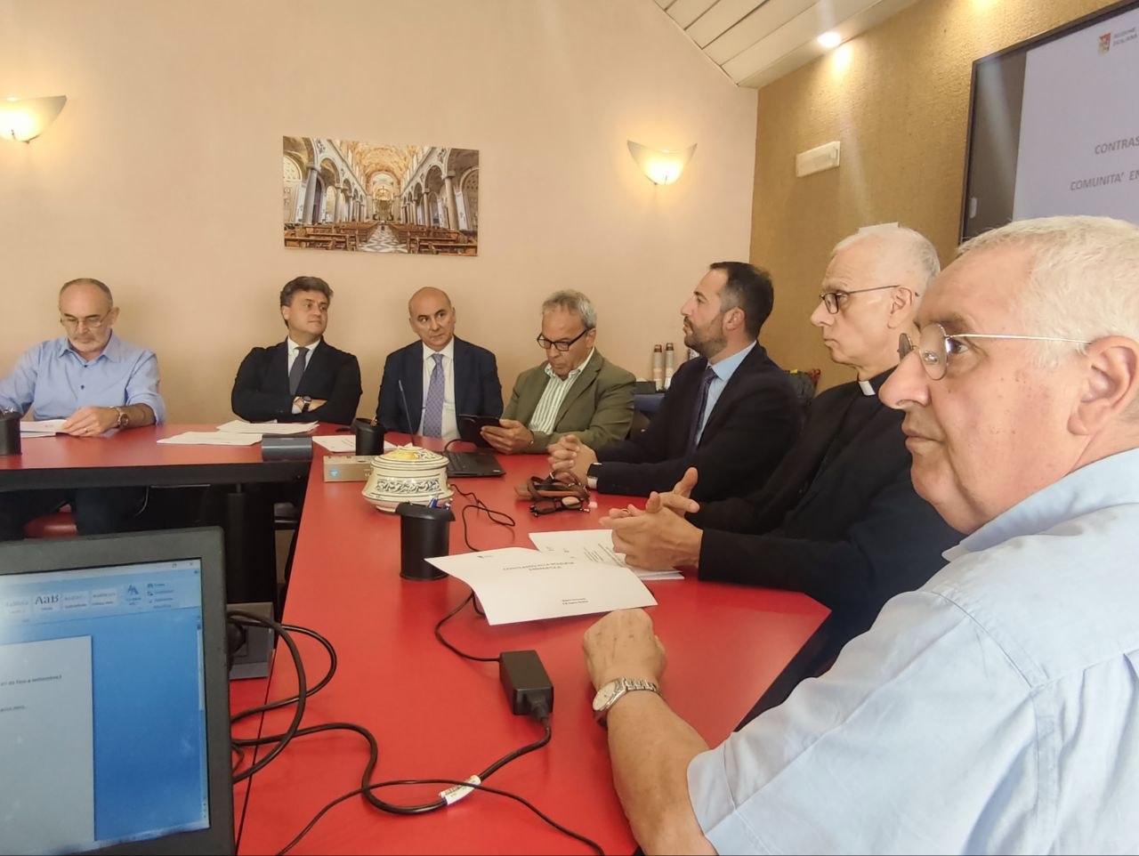 Regione Siciliana e Chiese di Sicilia contro la povertà energetica, presentate due misure a sostegno del territorio