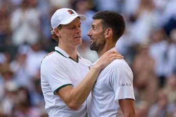 Djokovic, il fisioterapista svela: “Ci chiede perché non si allena come Sinner”