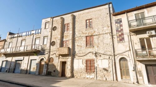 La storia. Quella calda estate del 1943 a Serradifalco: tedeschi e italiani in fuga, l’avanzata americana, il giallo delle cannonate alla Casa del Fascio e i libri di Camilleri