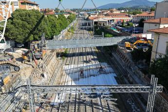 Firenze, nuovo stop ai treni da stasera fino al 30 luglio per lavori Ponte al Pino