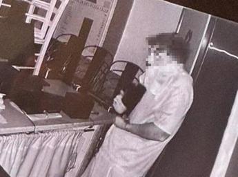 Furto notturno in una pizzeria, il proprietario condivide sui social la foto del ladro
