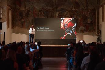 HONOR Magic V6: innovazione e intelligenza artificiale nei nuovi foldable