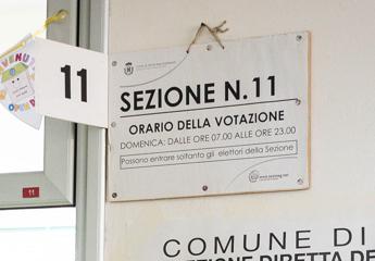Legge elettorale, la trattativa prosegue. Sherpa Fdi: “Su preferenze va trovata sintesi unitaria”