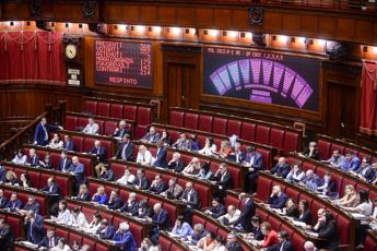 Legge elettorale, via libera alla Camera. Proteste in aula prima del voto, Schlein: “Maggioranza è un colabrodo”