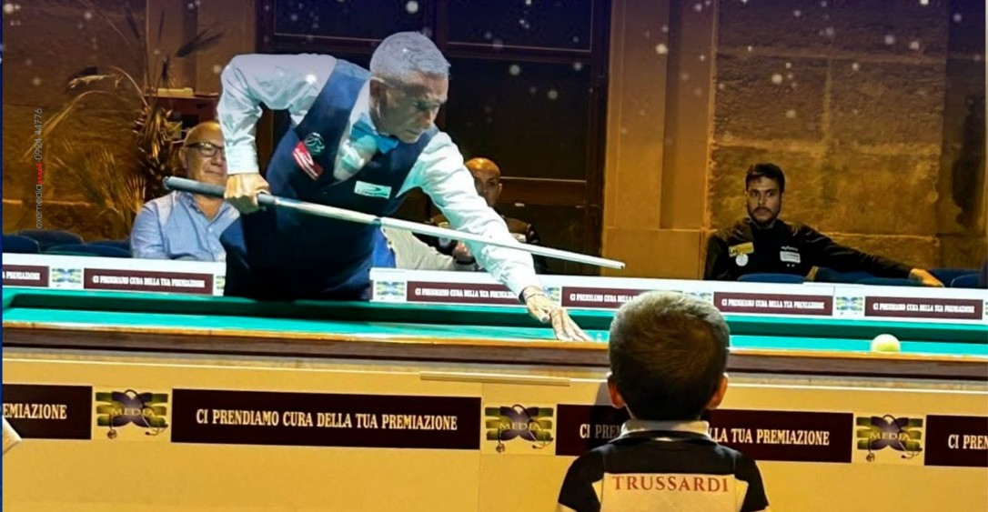 “Biliardo sotto le stelle”, Palazzo del Carmine torna ad accogliere i campioni della stecca a 5 e 9 birilli