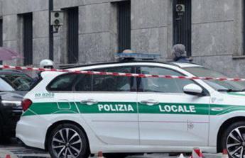 Milano, ciclista travolta e uccisa: camionista denunciato per omicidio stradale