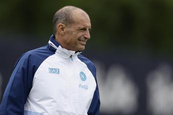 Napoli-Carrarese: orario, probabile formazione e dove vederla in tv