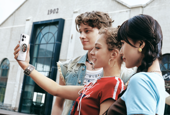 Oppo Bubble: l’accessorio che trasforma il retro dello smartphone in un mirino