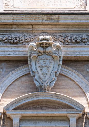 Palazzo Farnese torna a splendere, concluso il cantiere per il restauro delle facciate e dei tetti