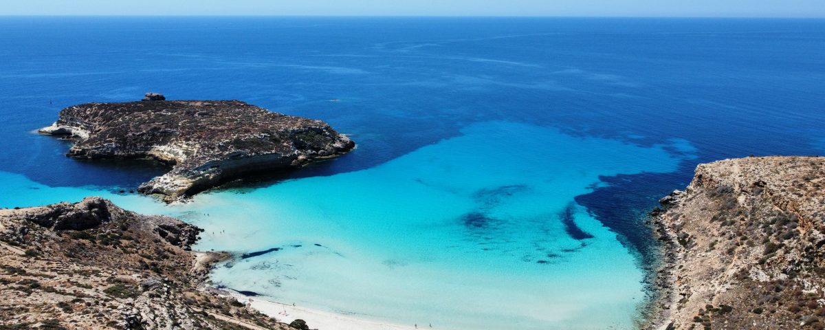 È siciliana la numero 1 tra le top 30 spiagge d’Italia del 2026, lo studio di Holidu