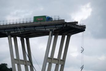 Ponte Morandi, domani la prima sentenza. L’ad Autostrade: “Chiediamo scusa, è esigenza morale”
