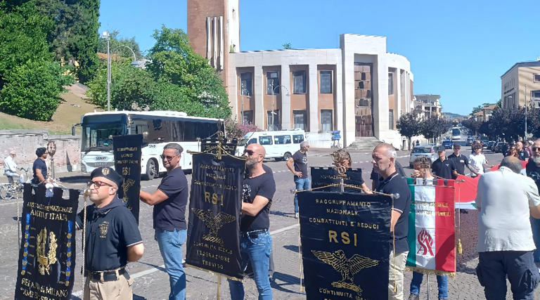 A Predappio il ricordo della nascita di Mussolini, evitati i saluti romani