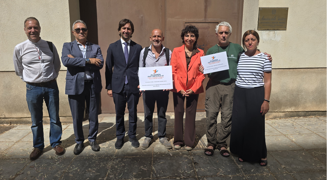 Delegazione di Istituzioni e Terzo Settore in visita al carcere Malaspina di Palermo: “Carenze strutturali e di organico. Bene rapporto col territorio”