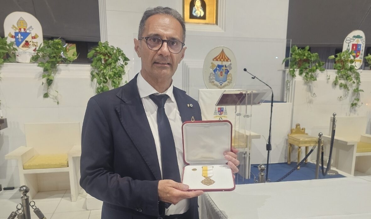 Al giornalista Salvatore Di Salvo conferita  l’onorificenza pontificia della Gran Croce “Pro Ecclesia et Pontifice