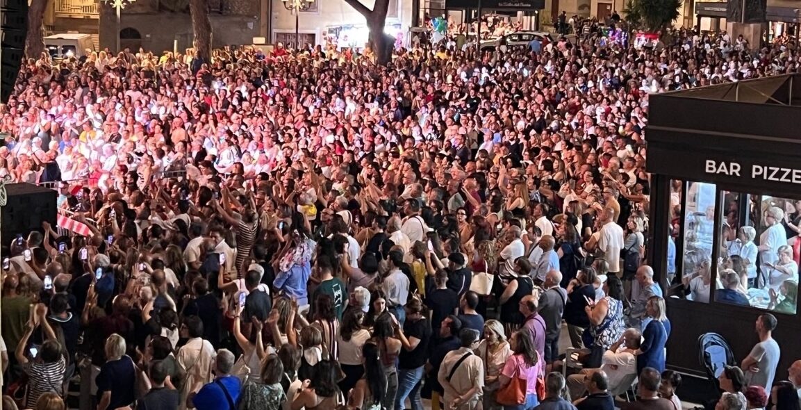 Delia, da Giuseppe Castiglia agli Zero Assoluto a Uccio De Santis: l’estate deliana tra musica e comicità