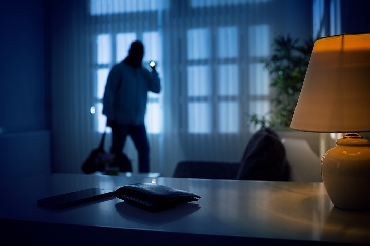 Sicilia, 5.879 case svaligiate: Caltanissetta, seconda per sicurezza. Furti in abitazione: in Italia 1 ogni 3 minuti