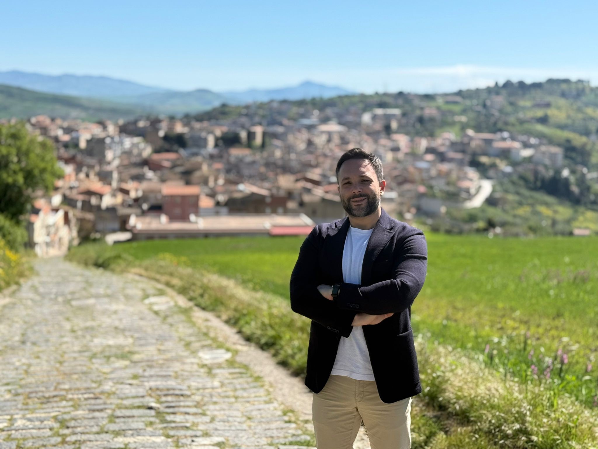 Santa Caterina. IL gruppo di opposizione propone che l’ex sindaco Ippolito illustri la relazione di fine mandato in Consiglio comunale