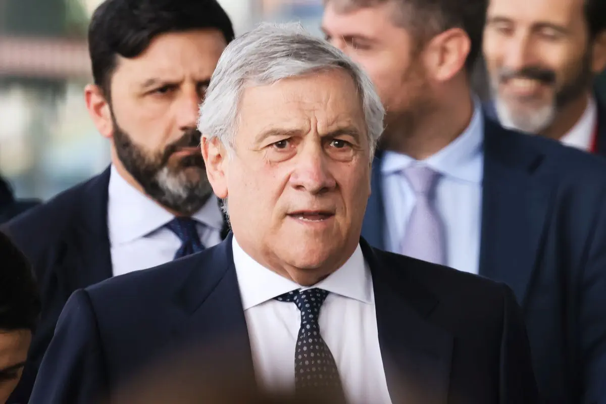 Immigrazione, Tajani: “Da Spagna politica fallimentare, agire era nostro dovere”