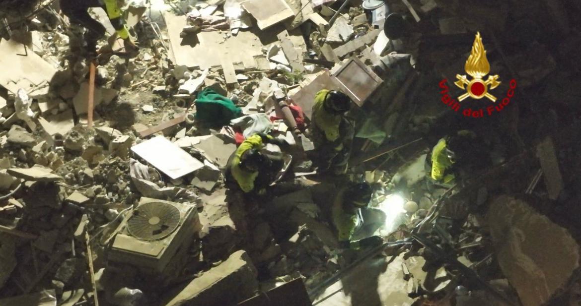 Crollo palazzina a Messina, individuato il terzo corpo sotto le macerie