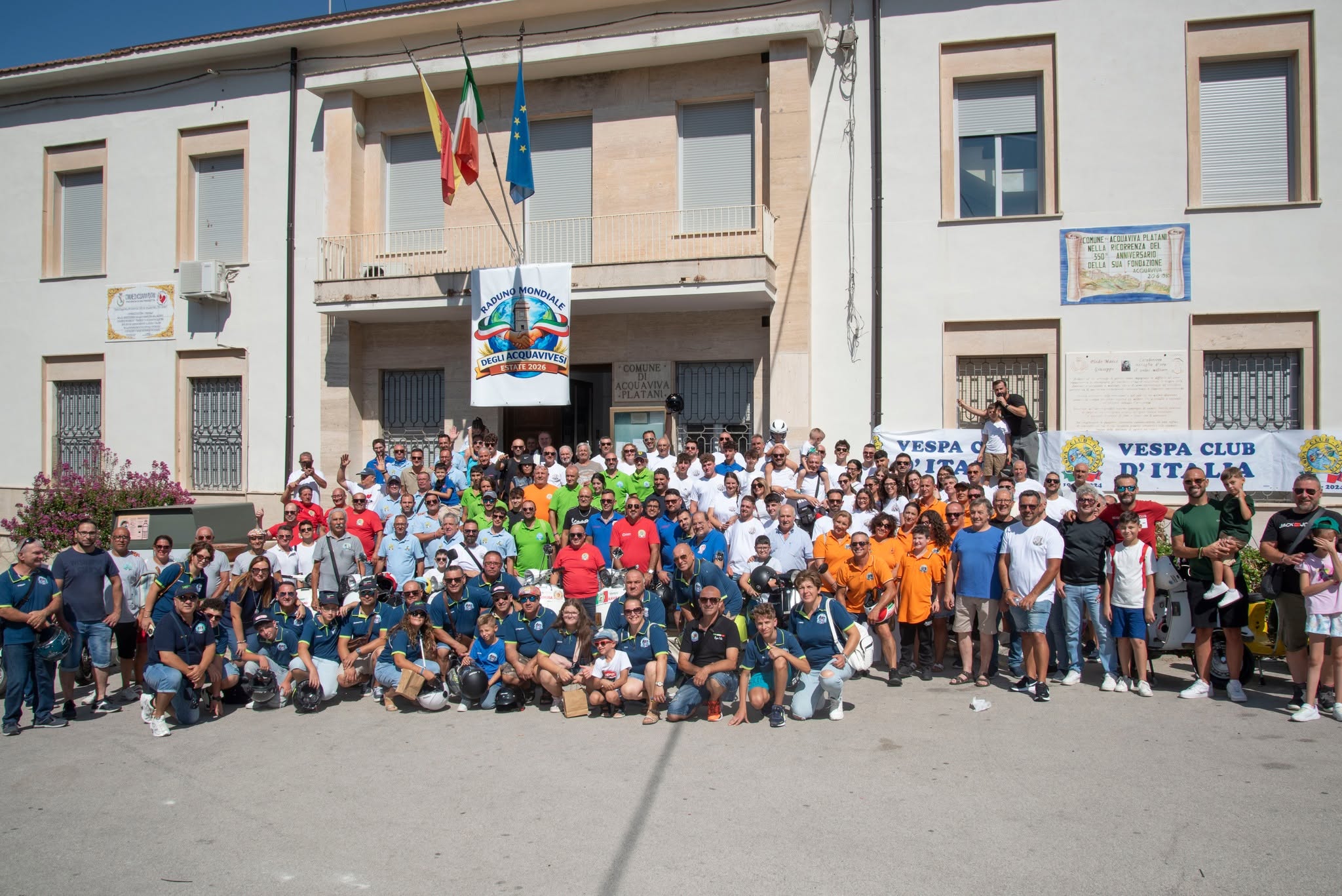Acquaviva Platani, 1^ passeggiata in vespa:tanta partecipazione e soddisfazione