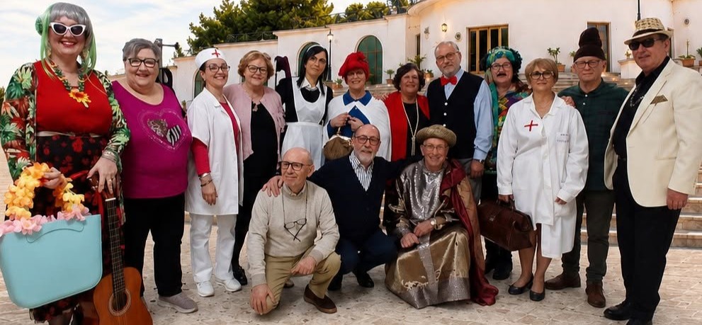 San Cataldo. Il 28 agosto in piazza Calvario appuntamento con la Compagnia Teatrale “La Società”