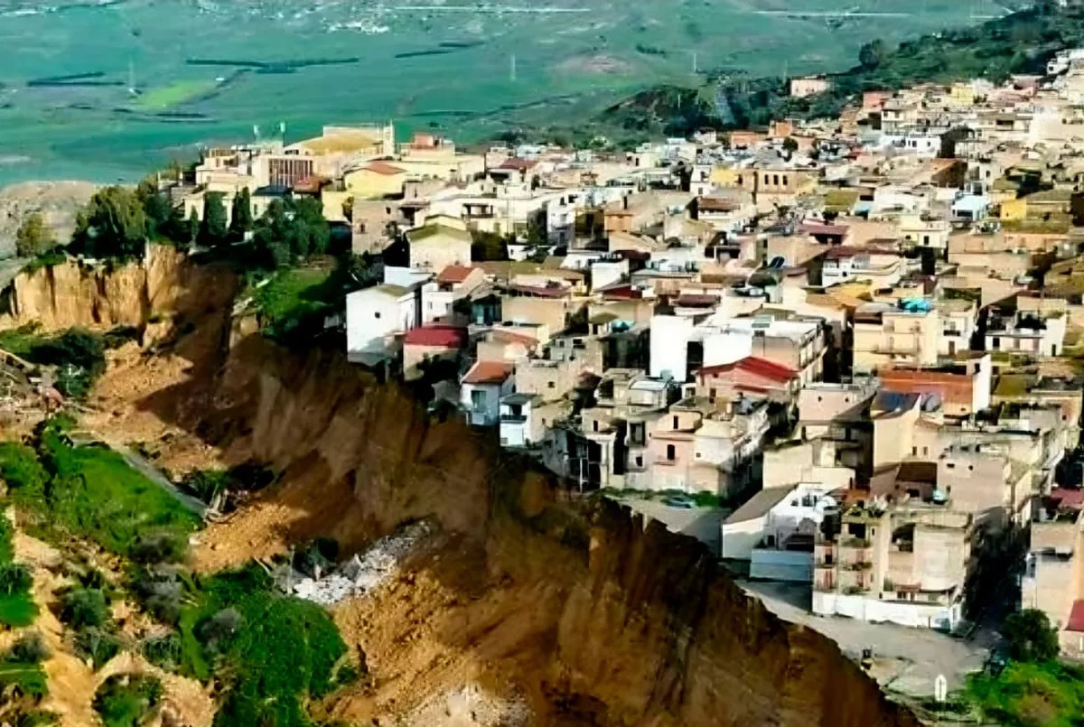 Frana di Niscemi. l’On. Filippo Scerra presenta interrogazione al Governo Nazionale: “Si acceleri su messa in sicurezza del territorio e apertura cantieri”