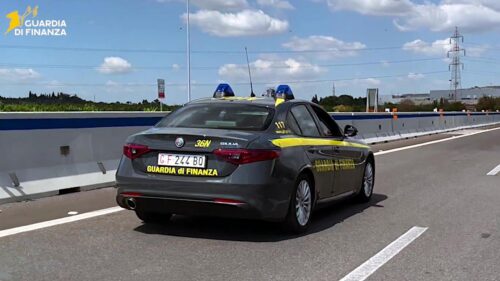 Fermato al casello di Catania-San Gregorio con 2,1 kg di cocaina, arrestato un 68enne