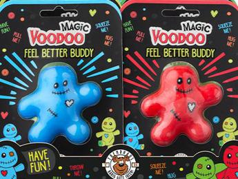 Bambolina voodoo con amianto, scatta la segnalazione del ministero della Salute: “Pericolosa in caso di rottura”