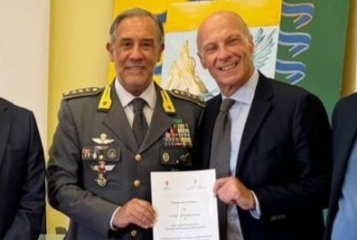 Il Colonnello Stefano Gesuelli lascia il Comando della Guardia di Finanza di Caltanissetta. Tesauro: “Cinque anni di impegno al servizio della comunità”   