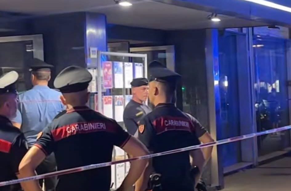 Paura al King di Palermo, aria irrespirabile durante la proiezione di un film: evacuato il cinema